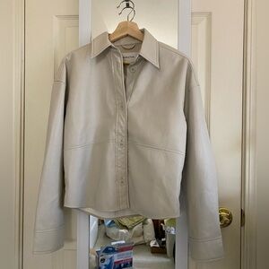 Aritzia Pelli Hip Shirt Jacket XS Cream